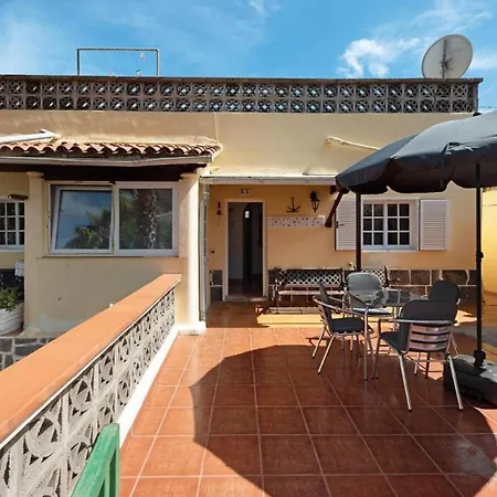 In House - El Cardon B2 Guest house